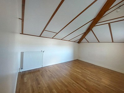 APPARTEMENT T5 A LOUER - LA TALAUDIERE - 96.9 m2 - 945 € charges comprises par mois