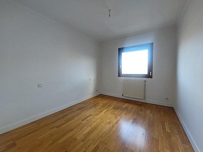 APPARTEMENT T5 A LOUER - LA TALAUDIERE - 96.9 m2 - 945 € charges comprises par mois