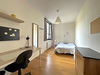 APPARTEMENT T5 A VENDRE - ST ETIENNE - 117 m2 - 129 000 &euro;