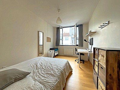 APPARTEMENT T5 A VENDRE - ST ETIENNE - 117 m2 - 129 000 &euro;