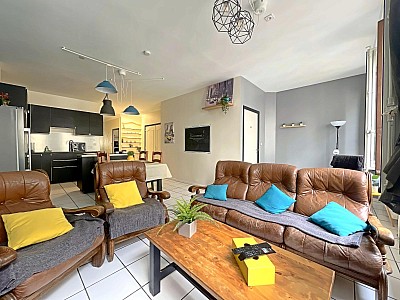 APPARTEMENT T5 A VENDRE - ST ETIENNE - 117 m2 - 129 000 &euro;