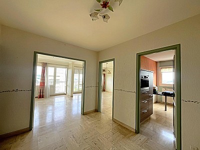 APPARTEMENT T5 A VENDRE - ST ETIENNE - 100 m2 - 95 000 &euro;