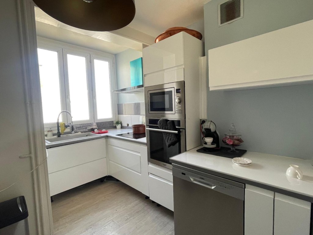 APPARTEMENT T5 A VENDRE - ST ETIENNE - 68 m2 - 65 000 &euro;