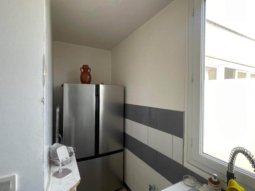 APPARTEMENT T5 A VENDRE - ST ETIENNE - 68 m2 - 65 000 &euro;
