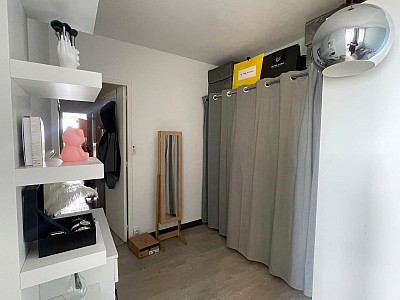 APPARTEMENT T5 A VENDRE - ST ETIENNE - 68 m2 - 65 000 &euro;