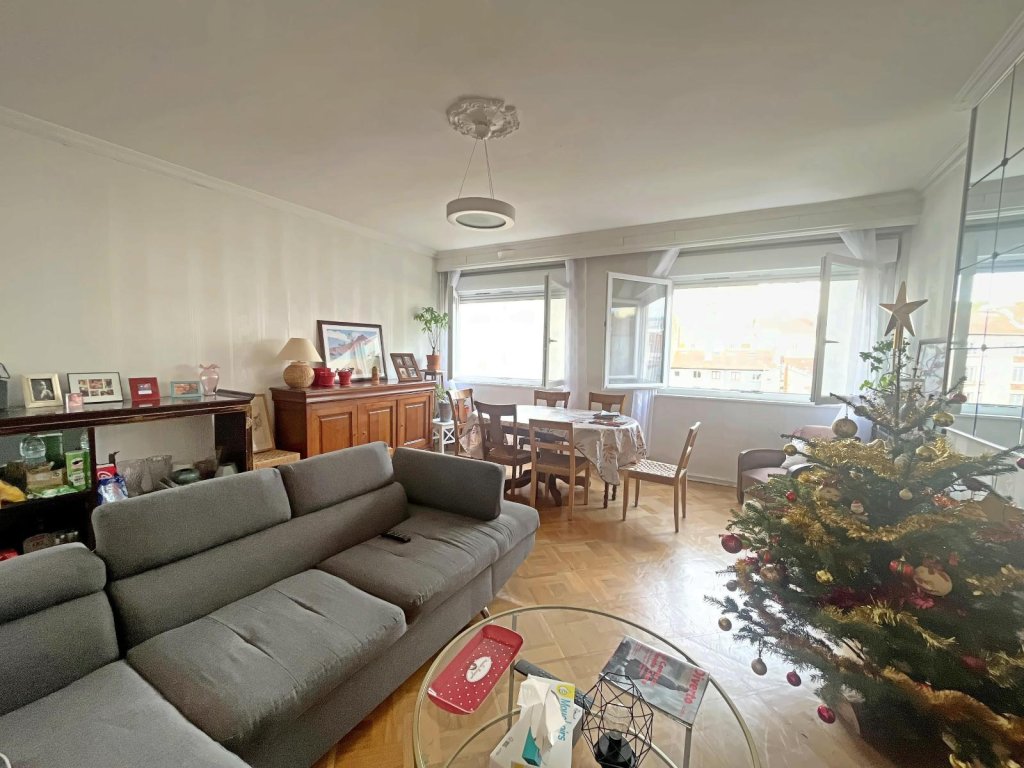 APPARTEMENT T5 A VENDRE - ST ETIENNE - 117 m2 - 135 000 &euro;