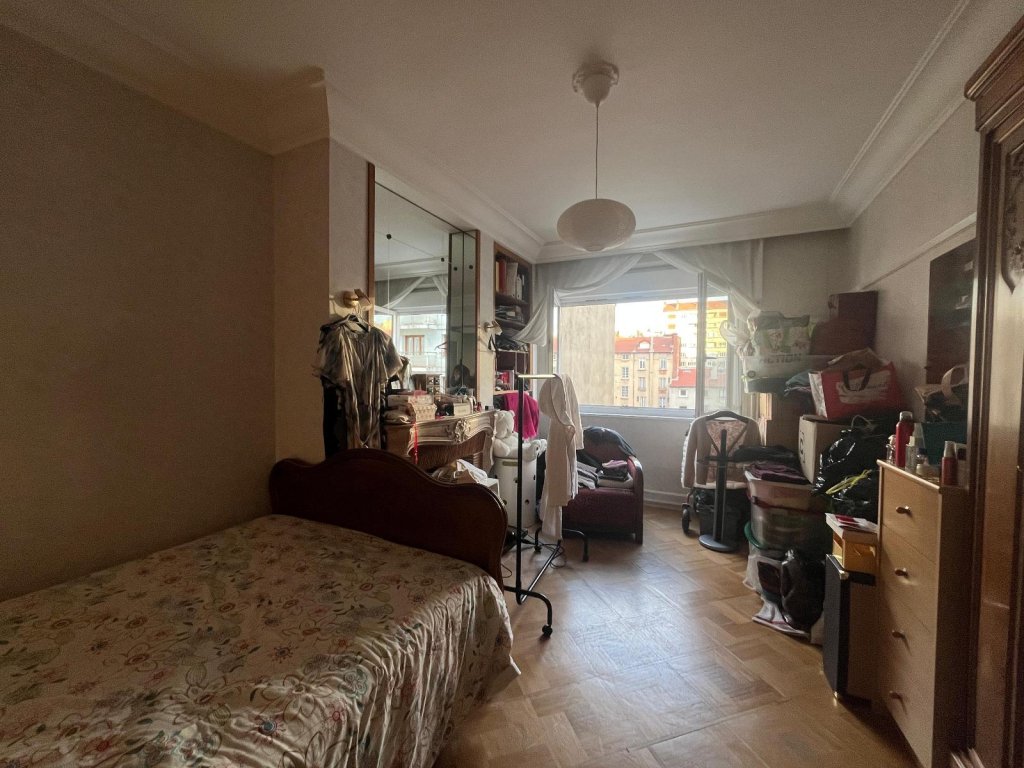 APPARTEMENT T5 A VENDRE - ST ETIENNE - 117 m2 - 135 000 &euro;