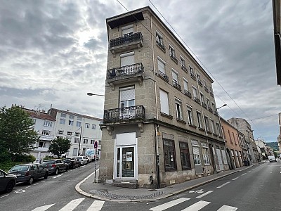 APPARTEMENT T5 A VENDRE - ST ETIENNE - 100 m2 - 89 000 &euro;