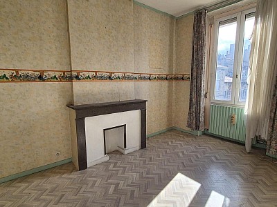 APPARTEMENT T5 A VENDRE - ST ETIENNE - 100 m2 - 89 000 &euro;