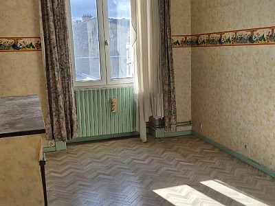 APPARTEMENT T5 A VENDRE - ST ETIENNE - 100 m2 - 89 000 &euro;