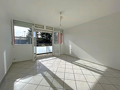 APPARTEMENT T6 A VENDRE - ST ETIENNE - 129 m2 - 135 000 &euro;