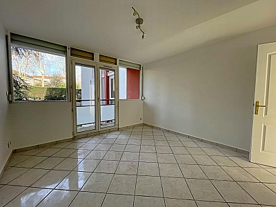 APPARTEMENT T6 A VENDRE - ST ETIENNE - 129 m2 - 135 000 &euro;