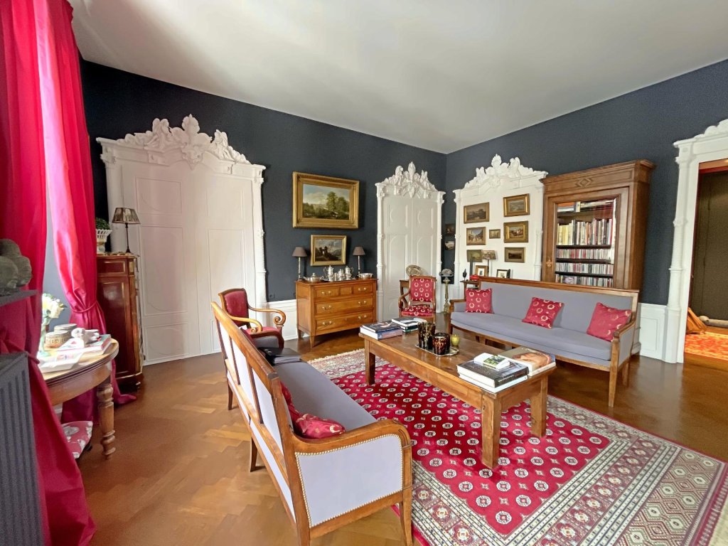 APPARTEMENT T6 A VENDRE - ST ETIENNE Centre Ville - 186.29 m2 - 250 000 &euro;