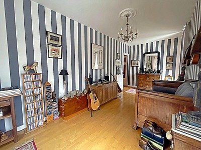 APPARTEMENT T6 A VENDRE - ST ETIENNE Centre Ville - 186.29 m2 - 250 000 &euro;