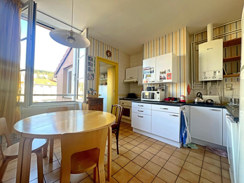 APPARTEMENT T9 A VENDRE - ST ETIENNE - 172 m2 - 175 000 &euro;